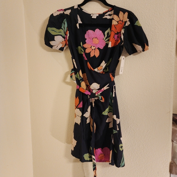 NWT Billabong Hot Tropics Mini Wrap Dress - Picture 1 of 6